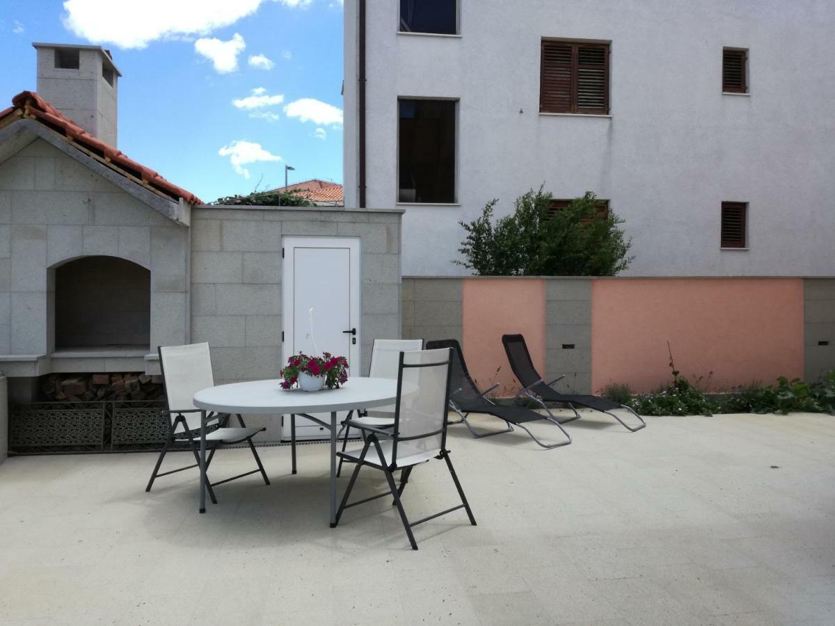 Apartment Juric Trogir Exterior photo