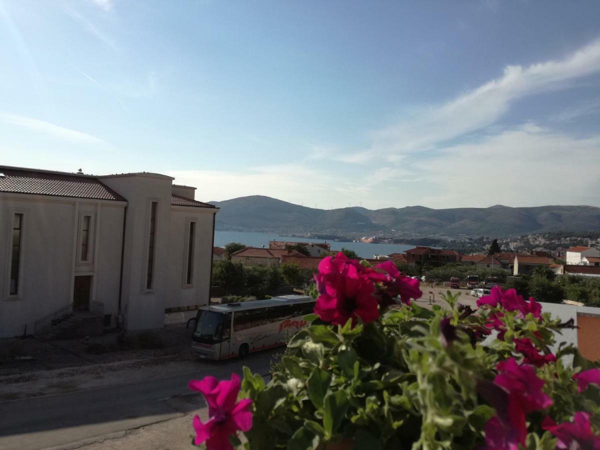 Apartment Juric Trogir Exterior photo